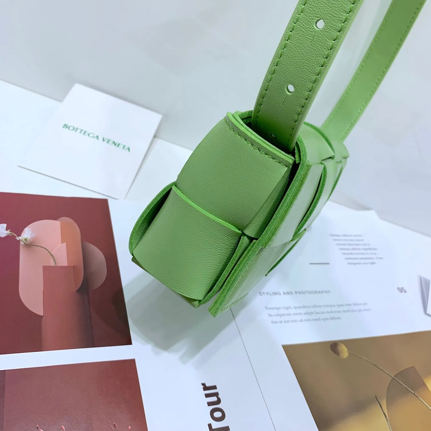 All categories 💚 Authentic bags 💚 BV 2025 new BV crossbody bag
